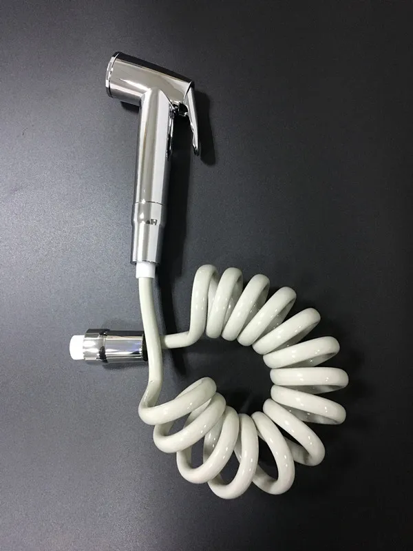 Qulflash funksiyasi bilan tormozli plastik bide qoplamasi